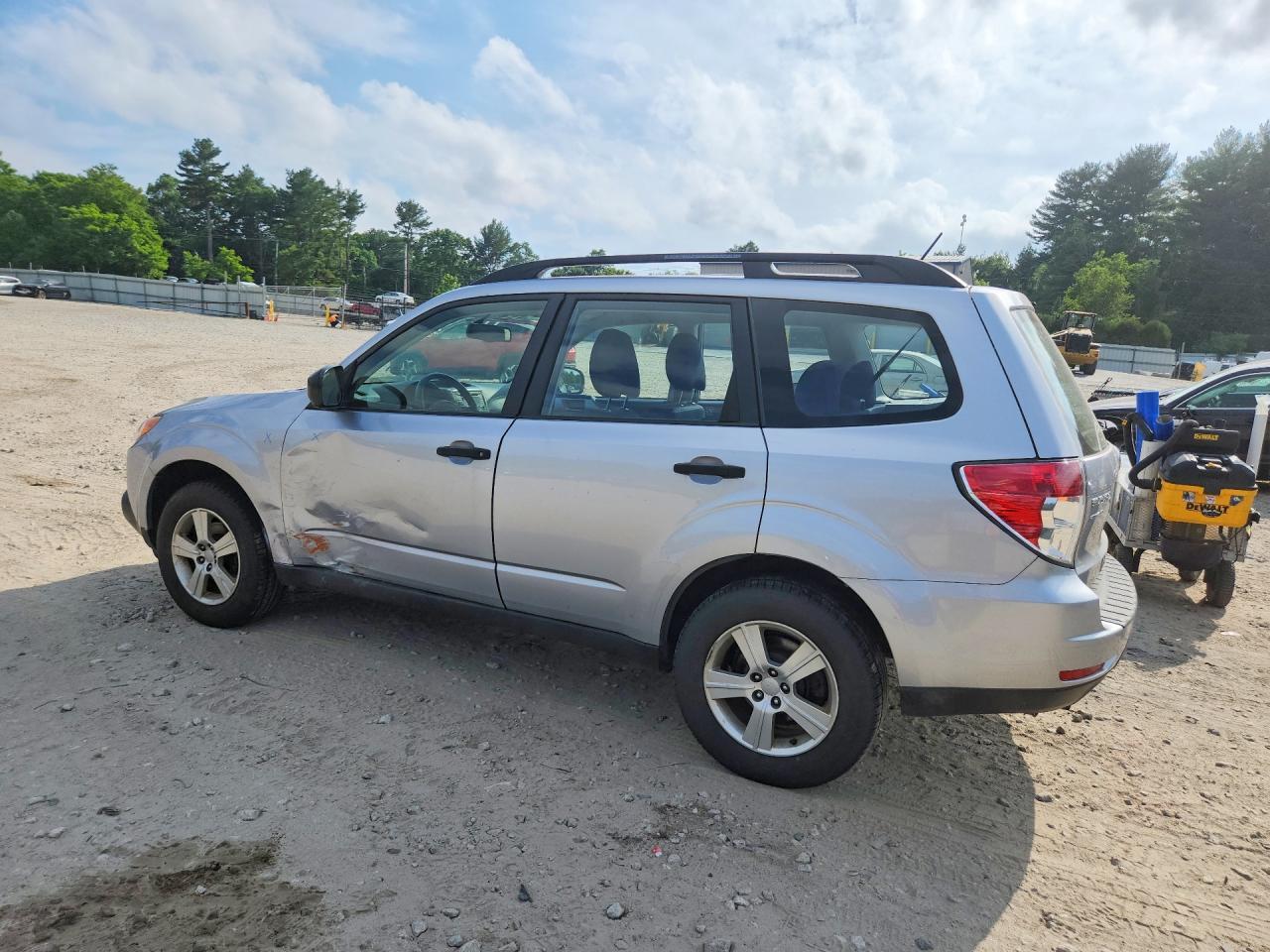 2012 Subaru Forester 2.5X - Фото 2