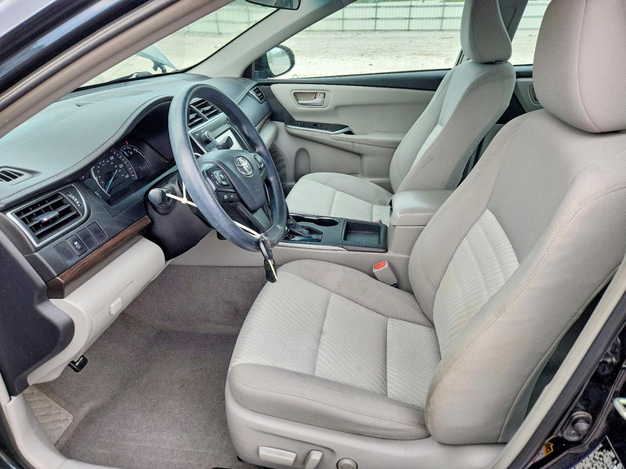 2015 Toyota Camry Le - Фото 7