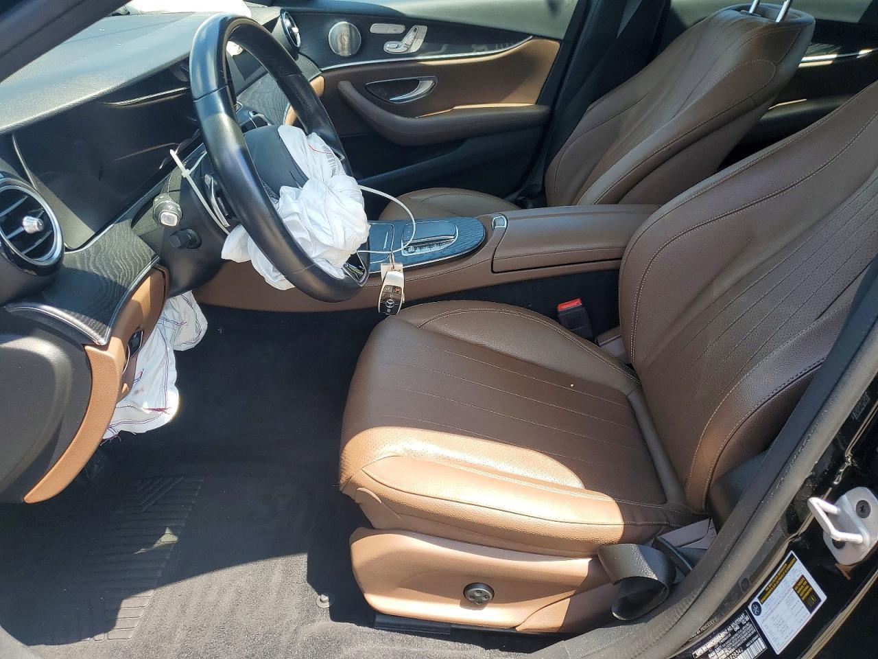 2021 Mercedes-Benz E 350 4Matic - Фото 7