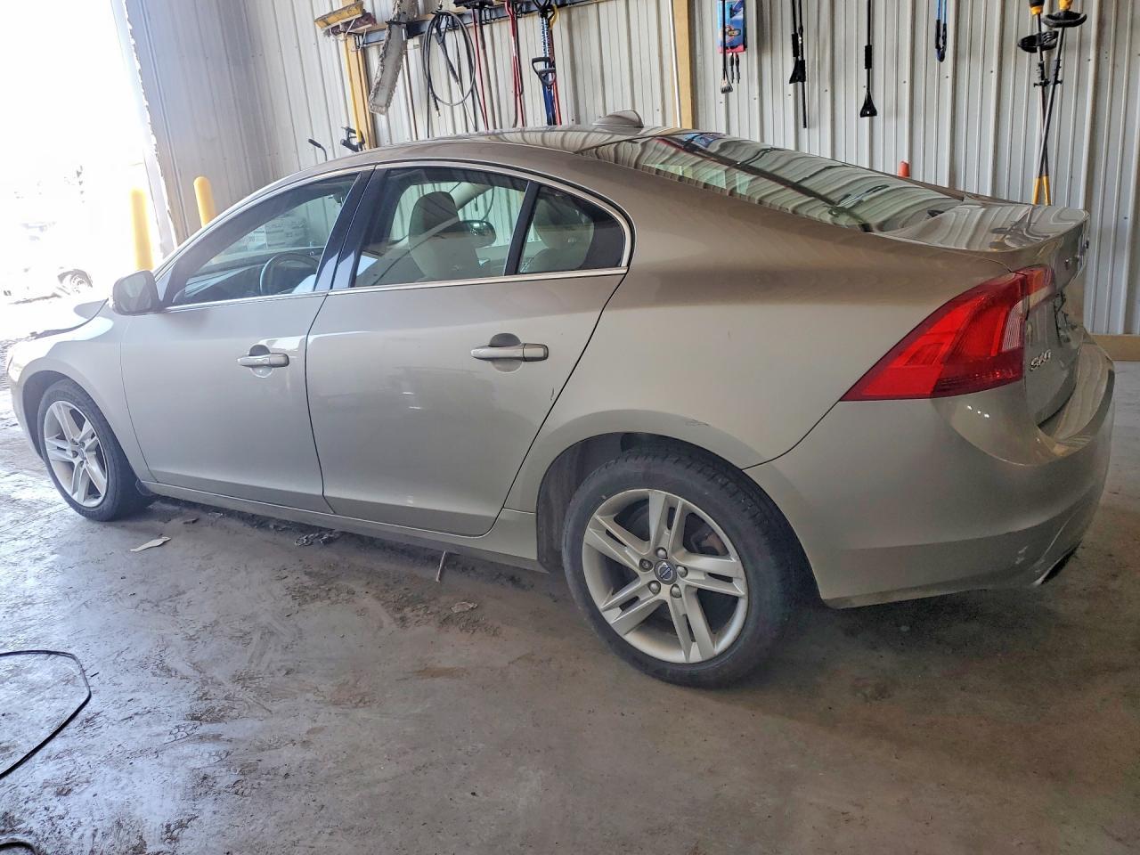 2015 Volvo S60 Premier - Фото 2