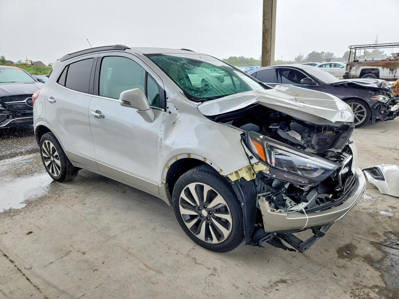 2018 Buick Encore Essence - Фото 4