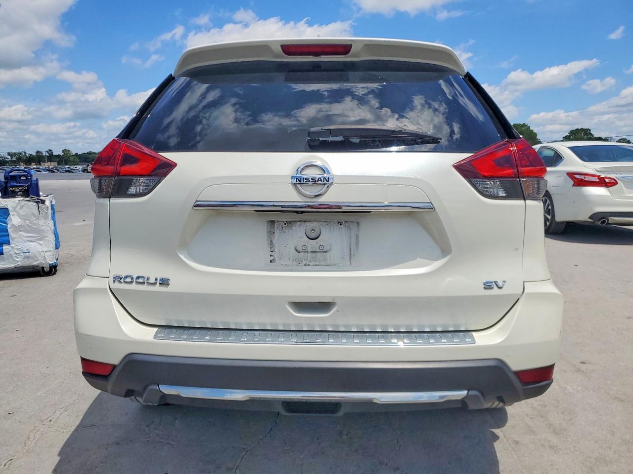 2018 Nissan Rogue Sv - Фото 6