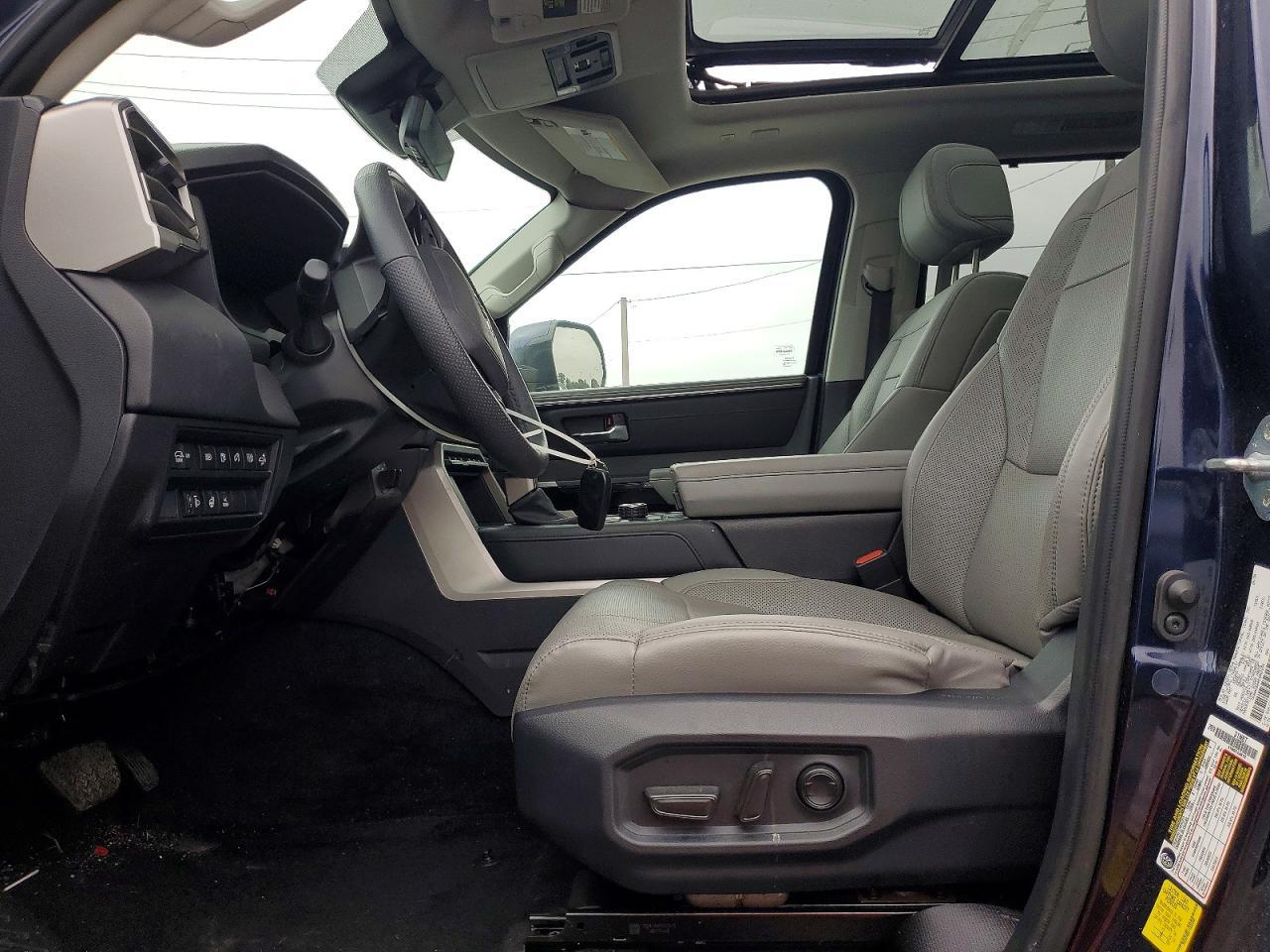 2024 Toyota Sequoia Limited - Фото 7
