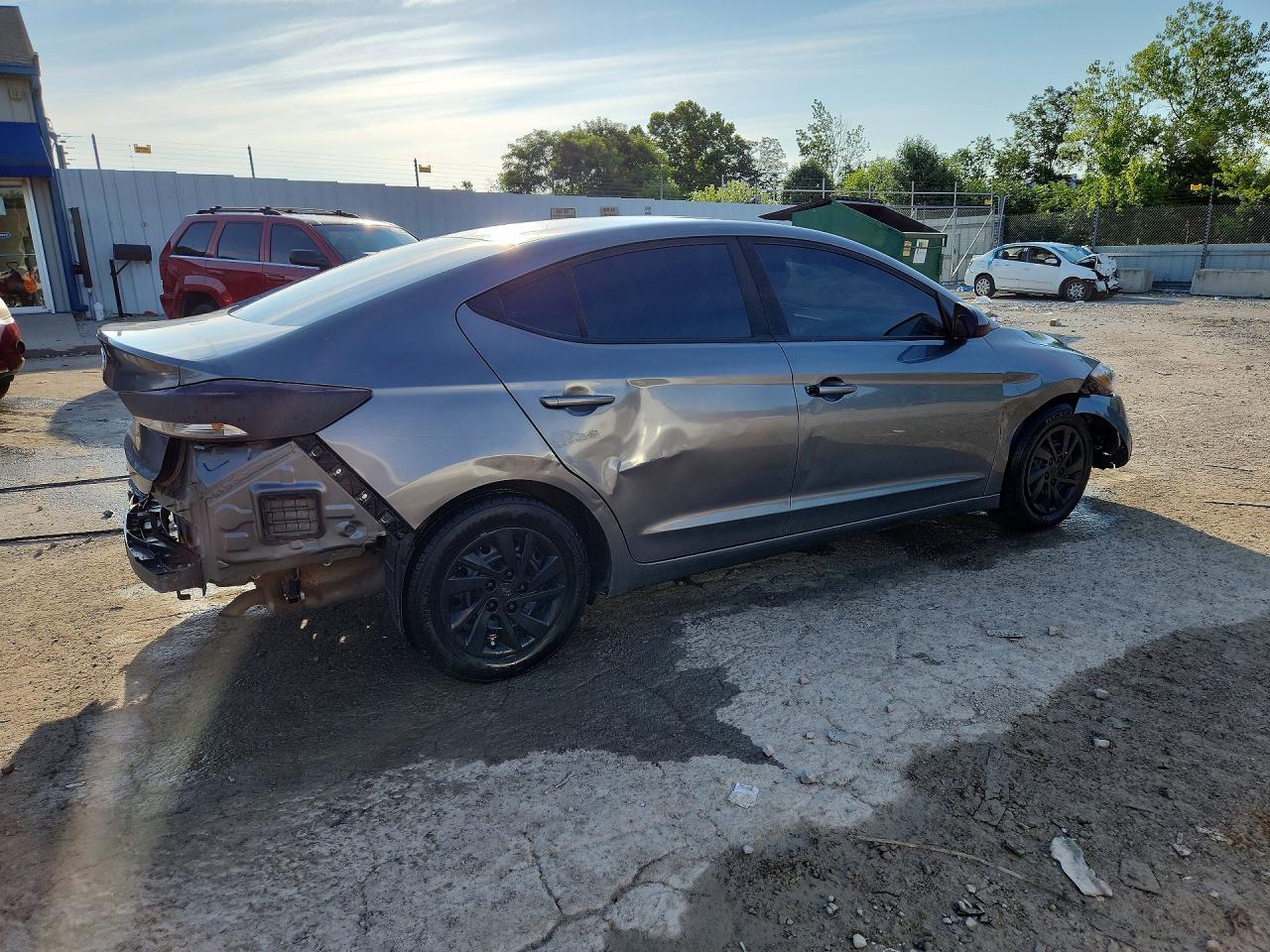 2018 Hyundai Elantra Se - Image 3