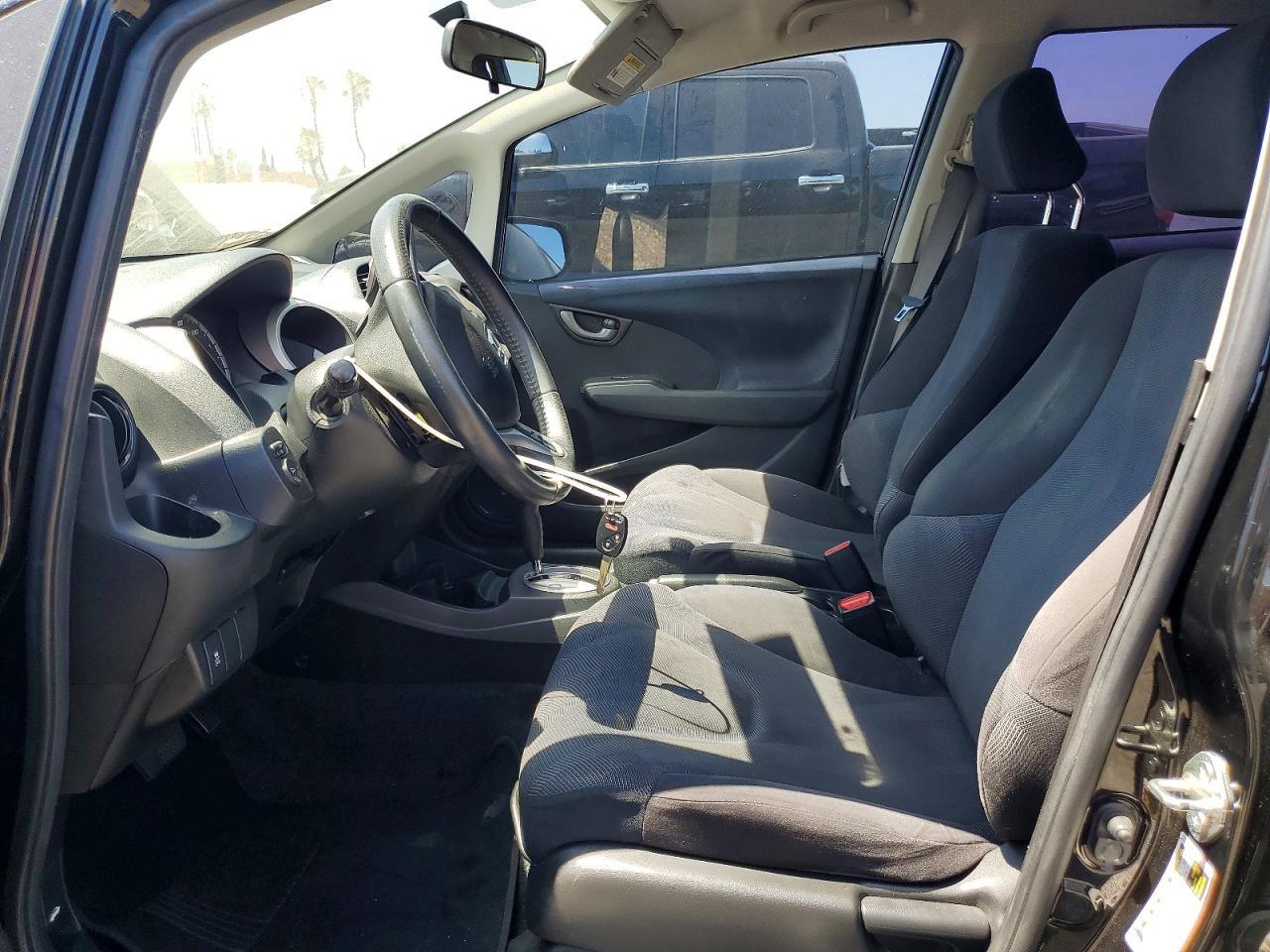 2011 Honda Fit Sport - Фото 7