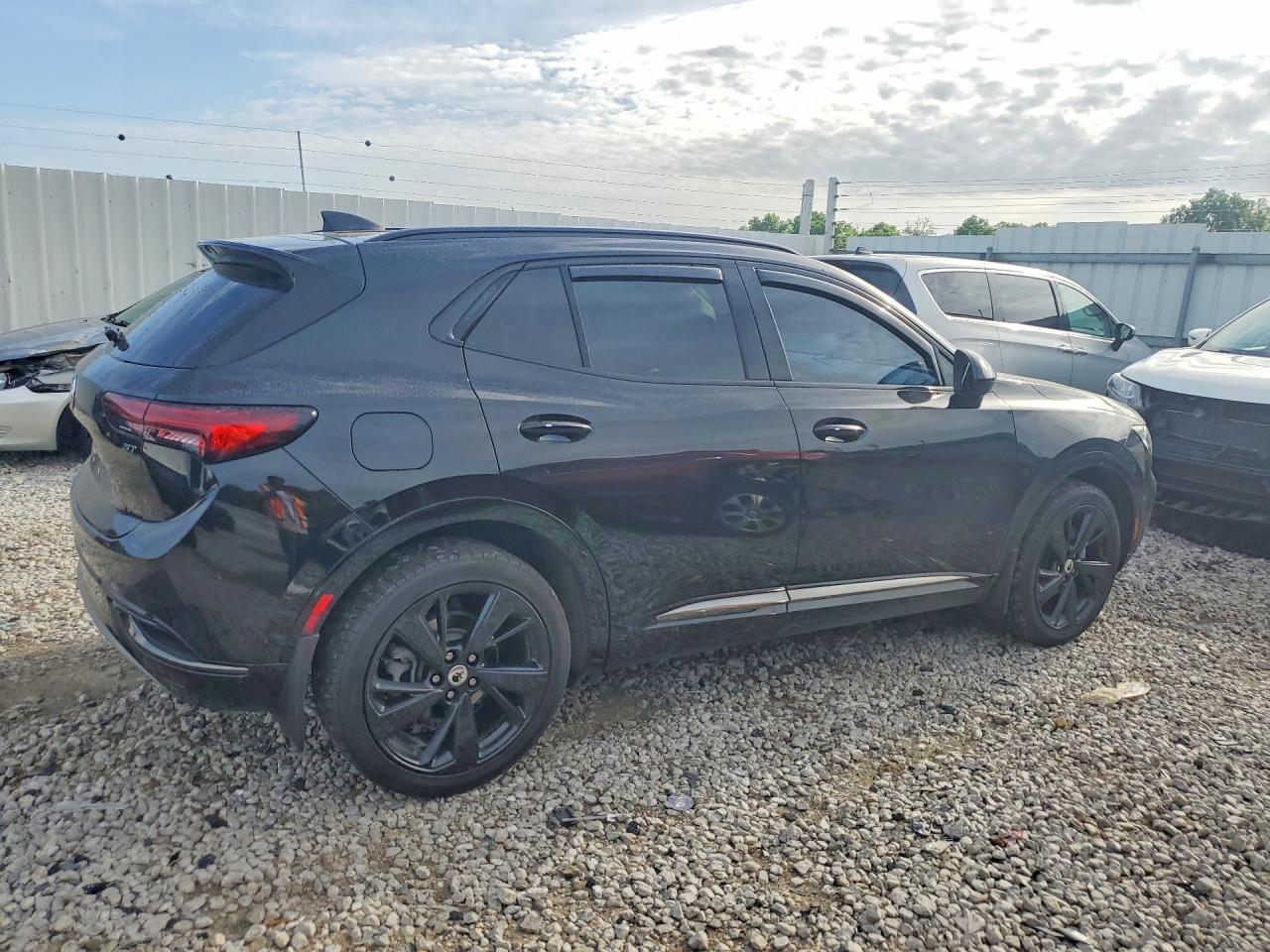 2021 Buick Envision Essence - Фото 3