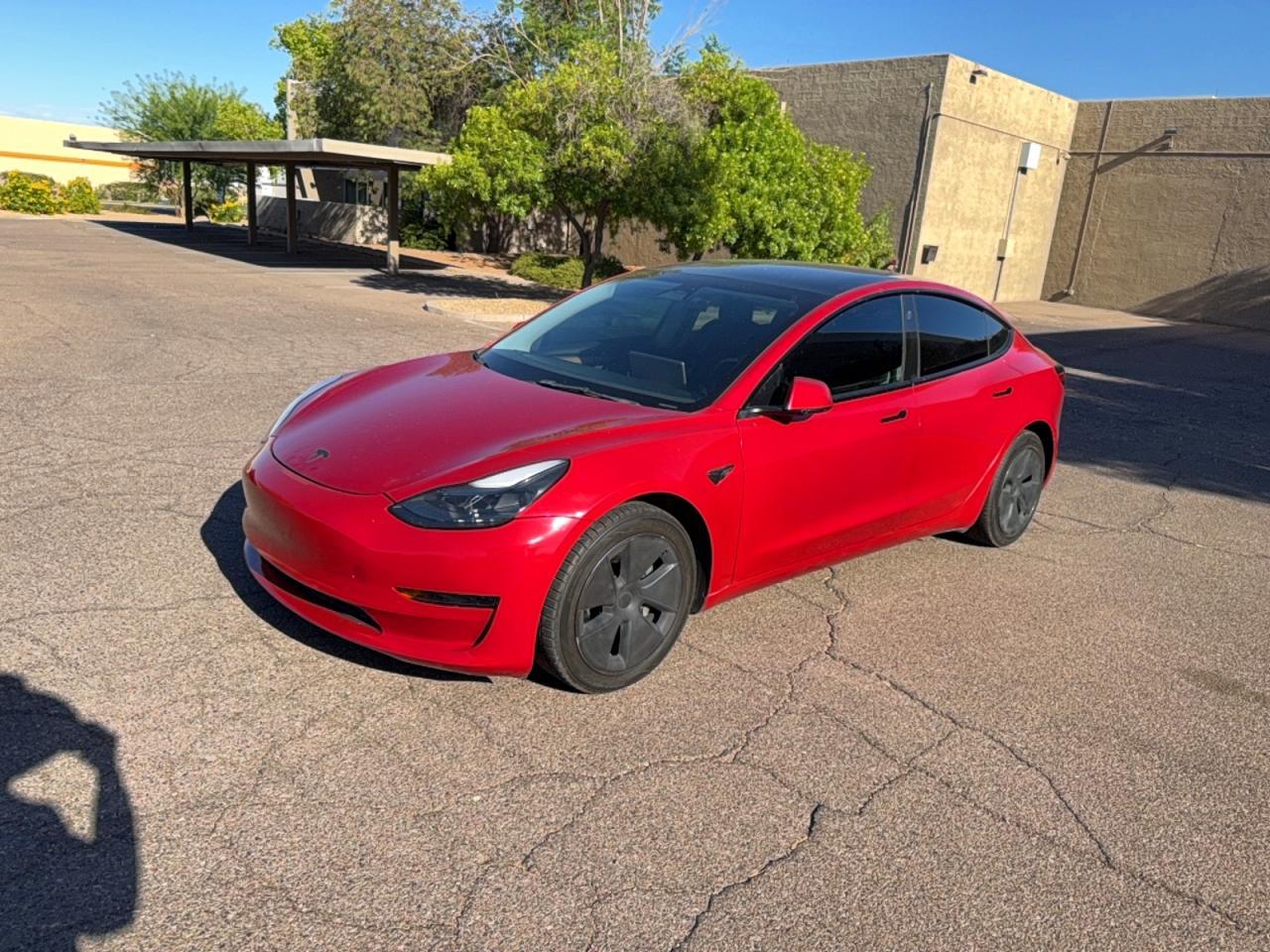 2023 Tesla Model 3 - Фото 2