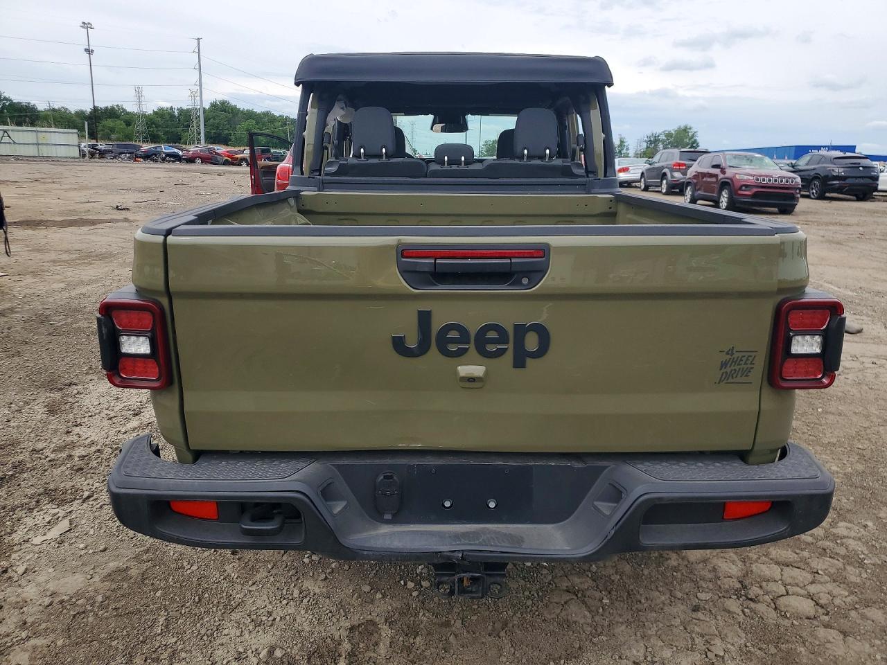 2026 Jeep Gladiator Sport - Image 6