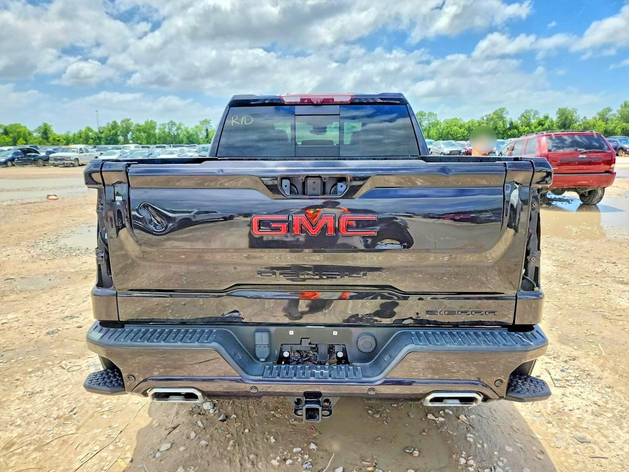 2023 GMC Sierra K1500 Denali Ultimate - Image 6