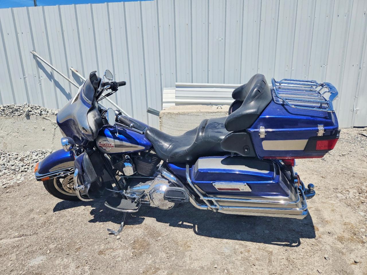 2007 Harley-Davidson Flhtcui - Image 3