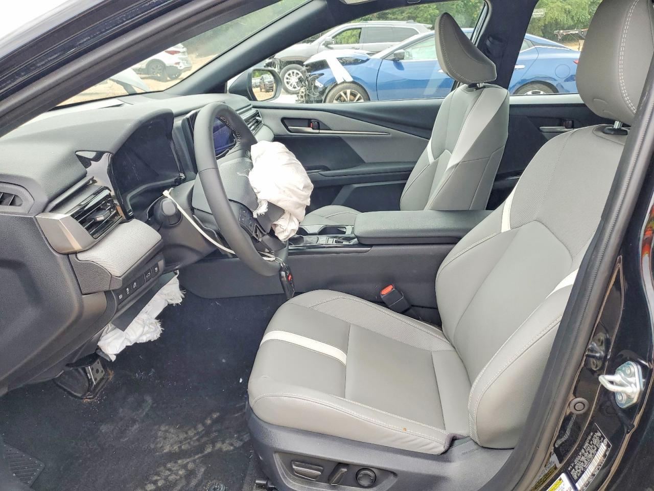 2025 Toyota Camry Se - Фото 7