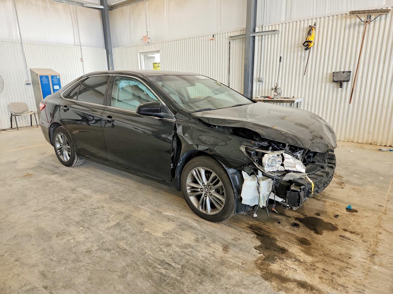 2015 Toyota Camry - Image 4