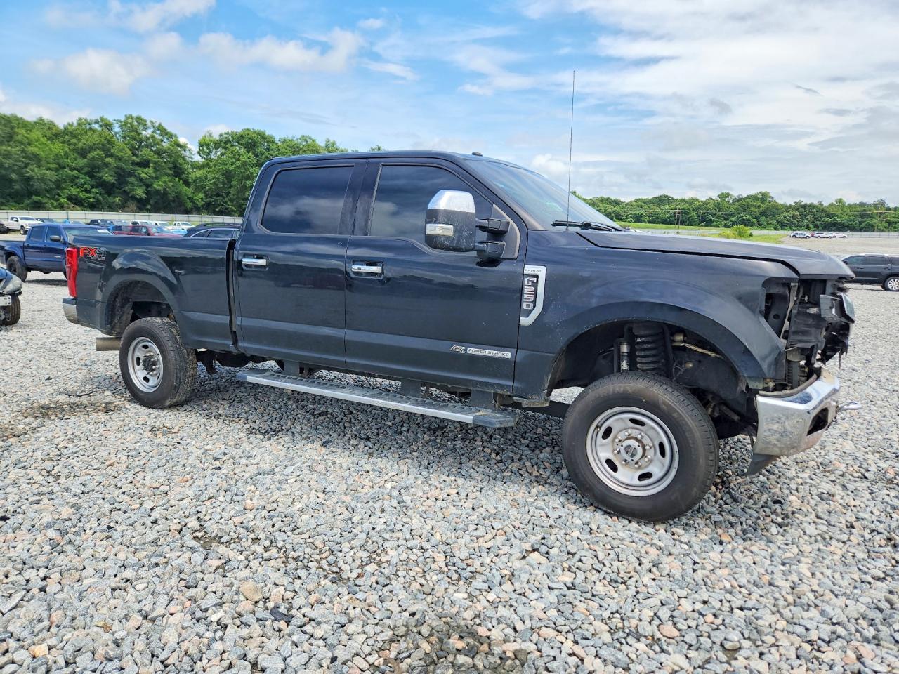 2017 Ford F250 Super Duty - Image 4