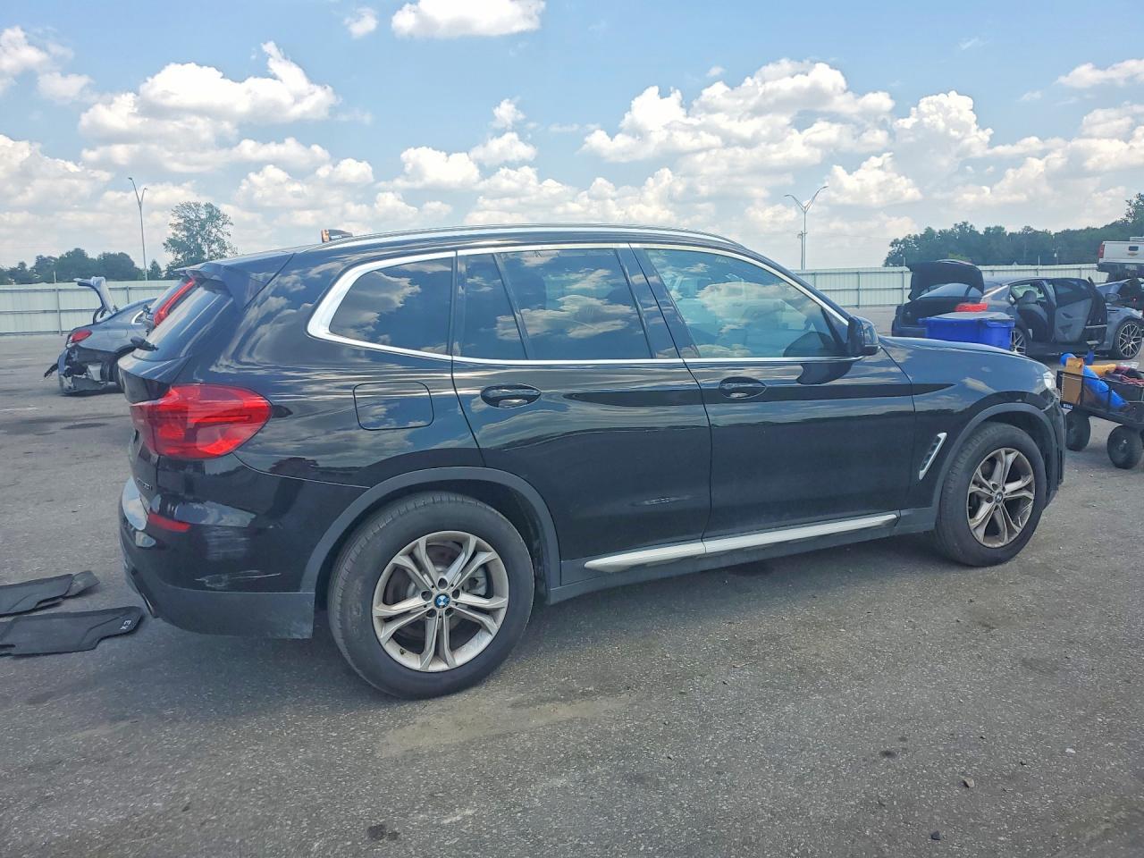 2019 BMW X3 xDrive30I - Фото 3