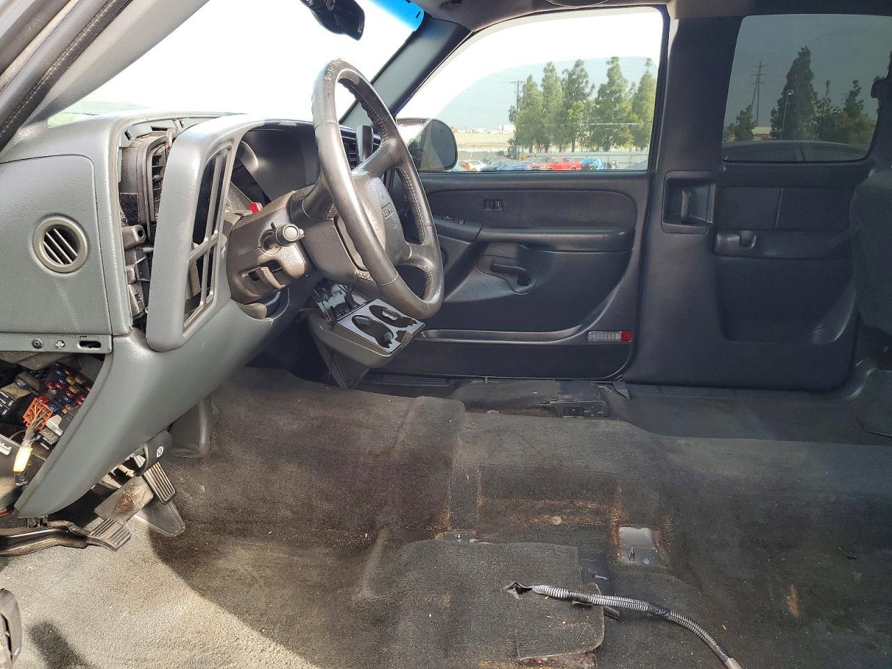 2000 GMC New Sierra C1500 - Фото 7
