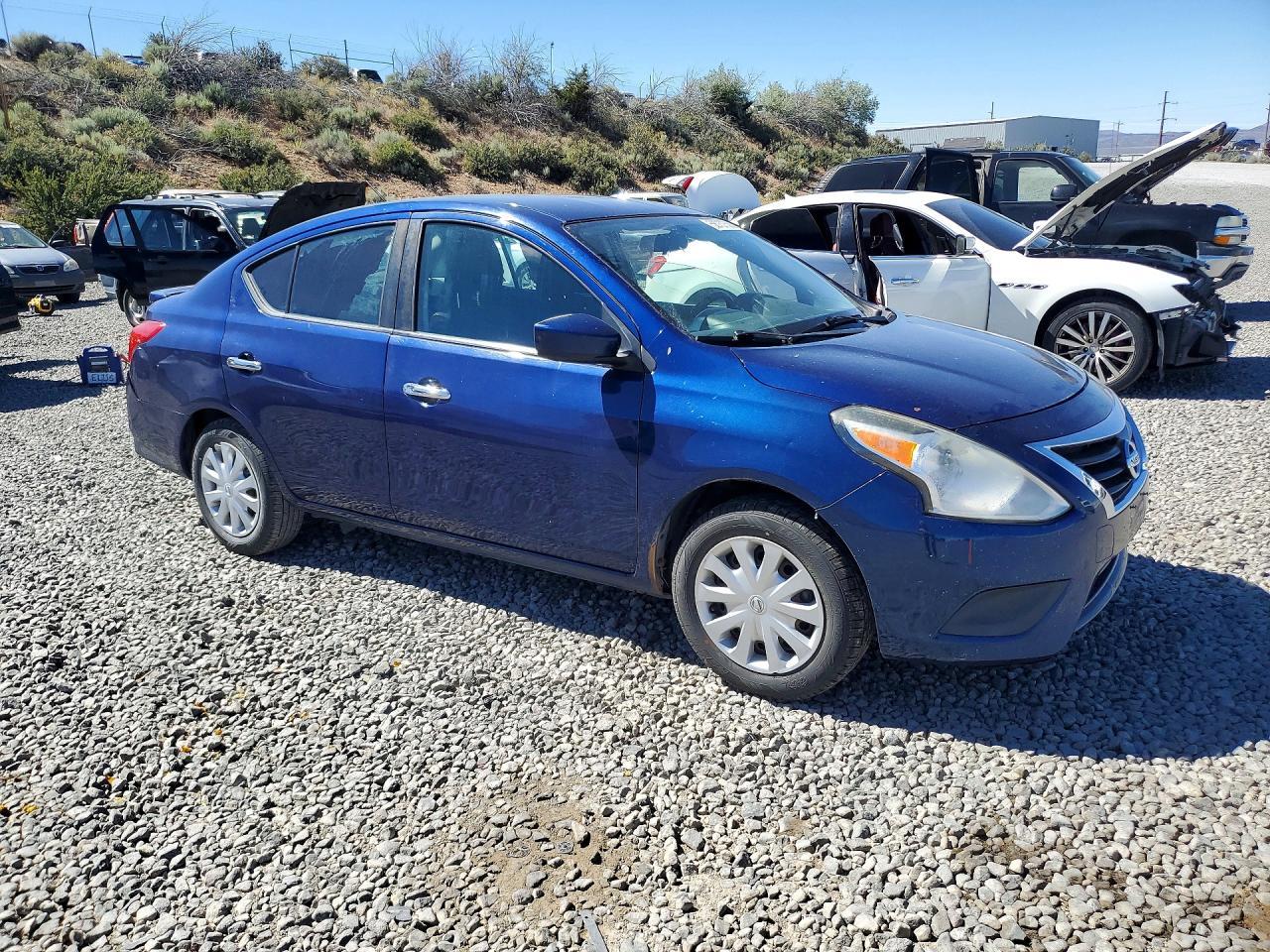 2018 Nissan Versa S - Фото 4