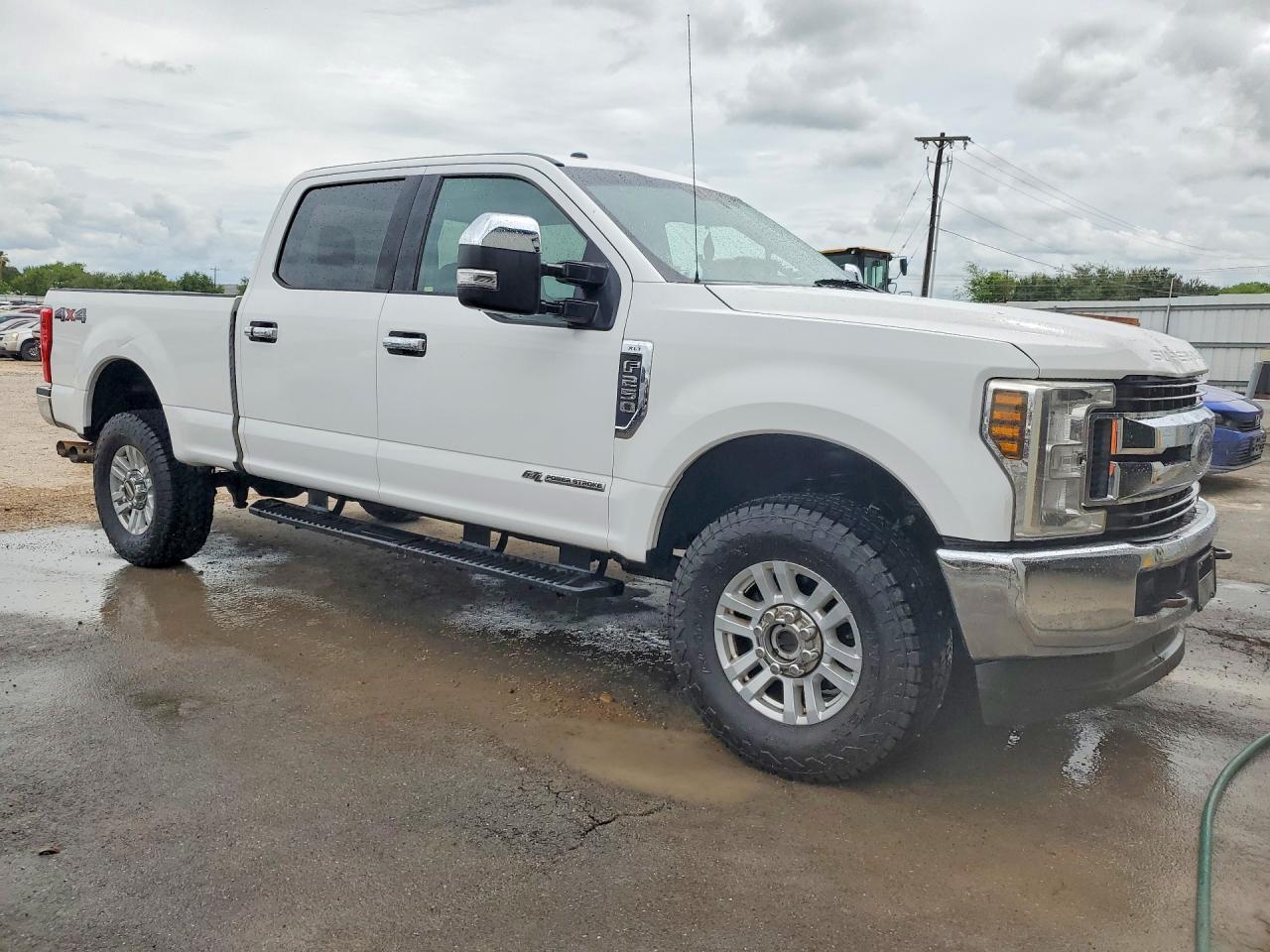 2019 Ford F250 Super Duty - Фото 4
