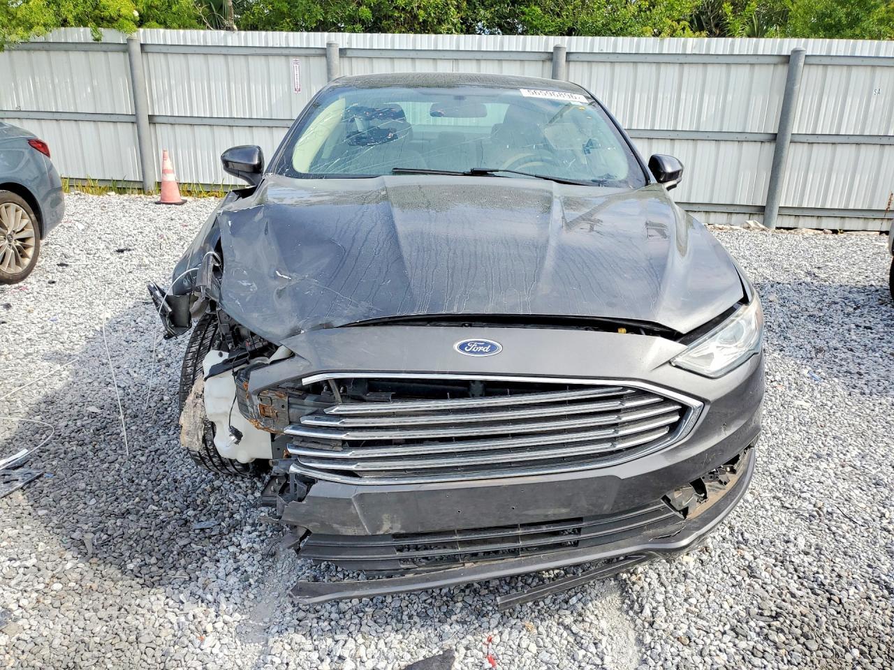 2017 Ford Fusion S Hybrid - Фото 5