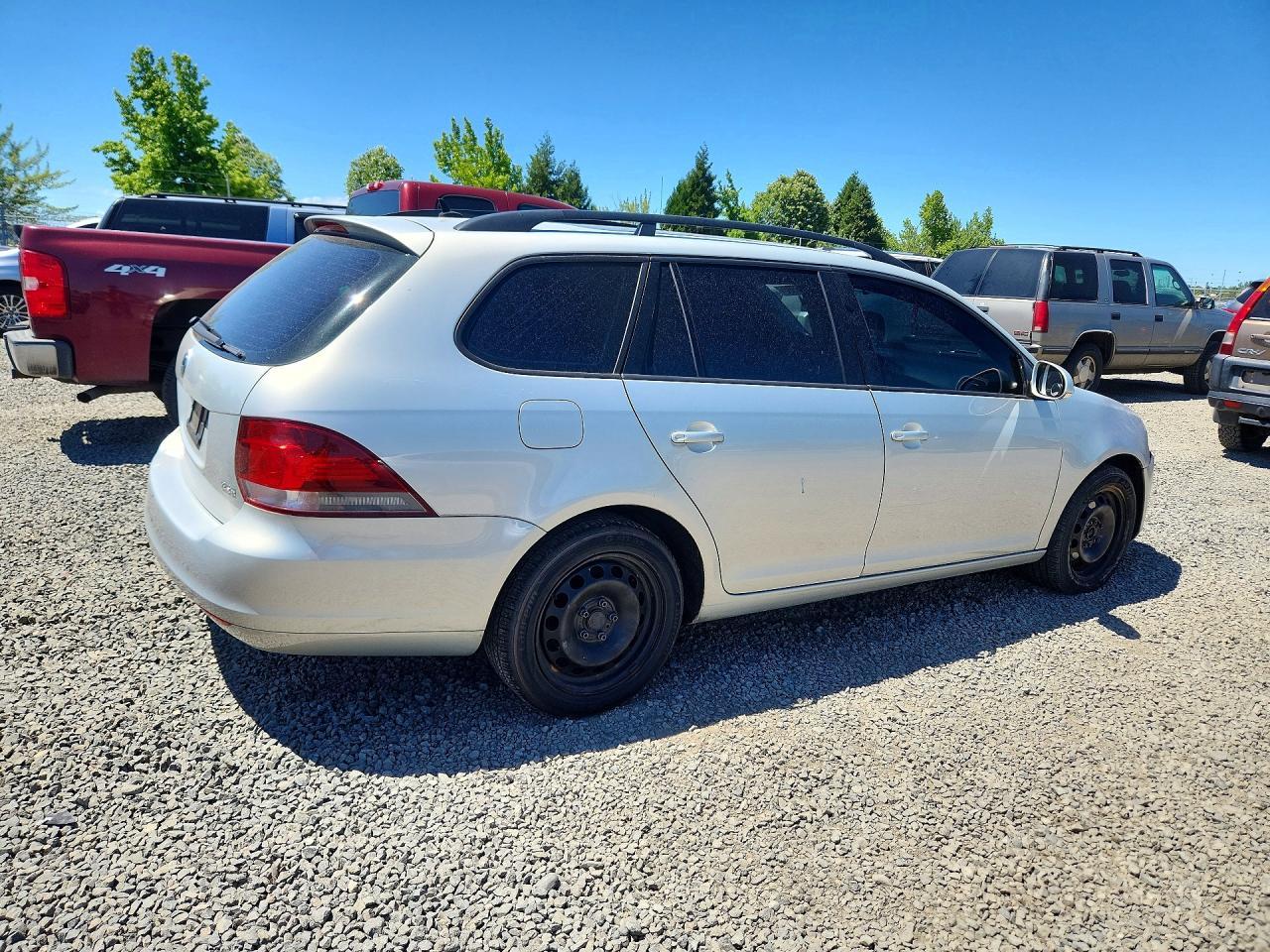 2010 Volkswagen Jetta S - Image 3