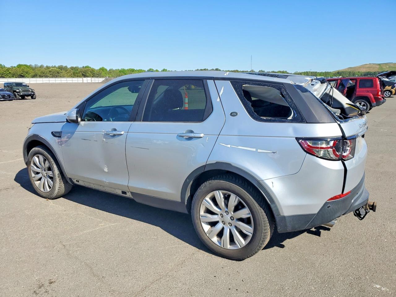 2015 Land Rover Discovery Sport Hse Luxury - Image 2