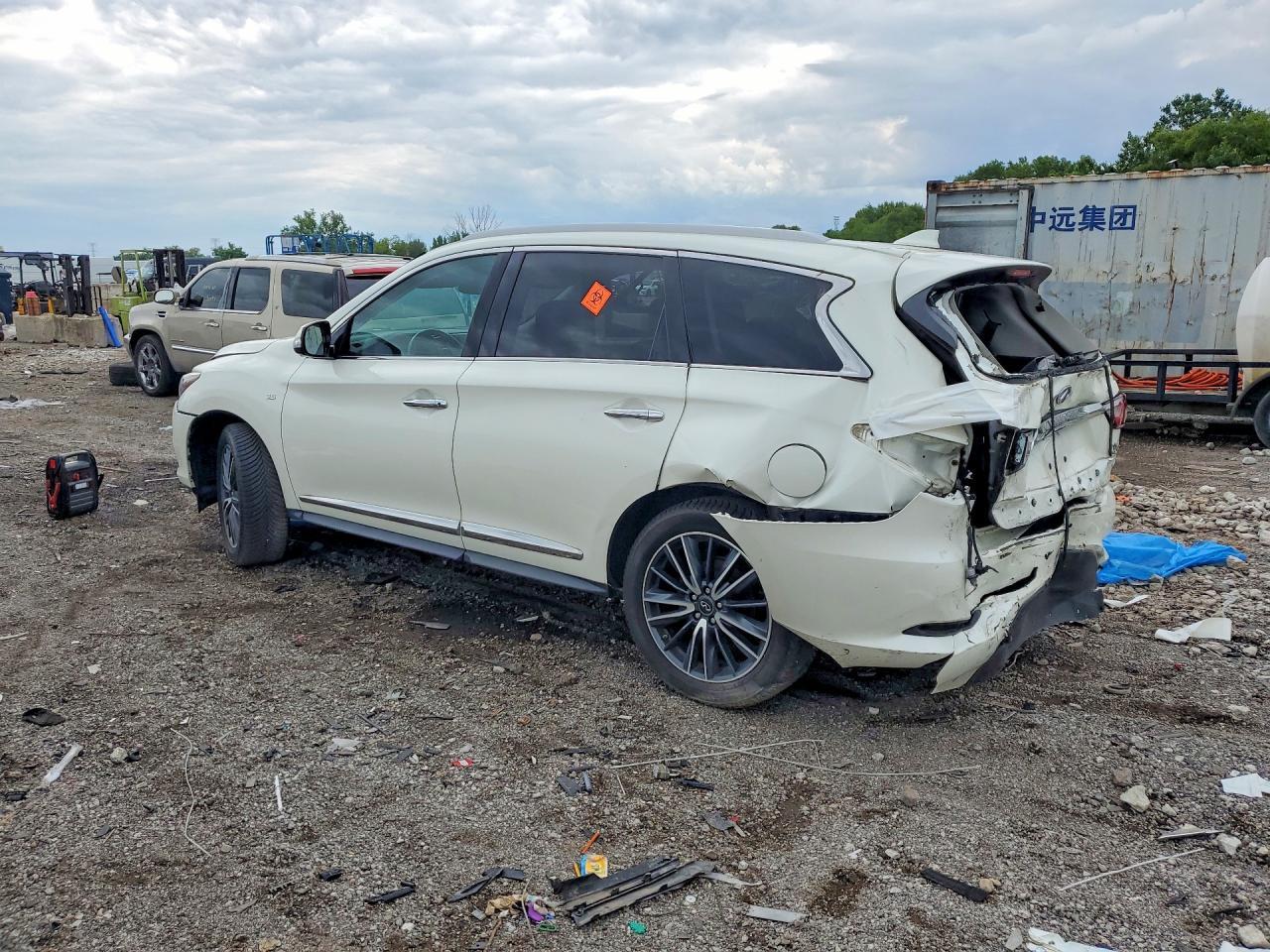 2016 Infiniti Qx60 Base - Image 2