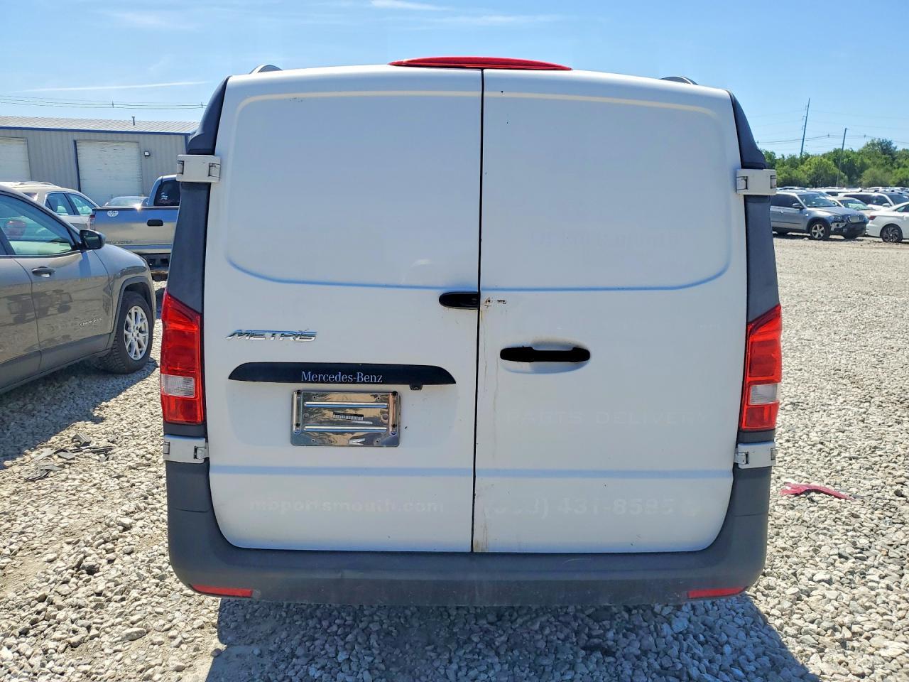 2016 Mercedes-Benz Metris - Image 6