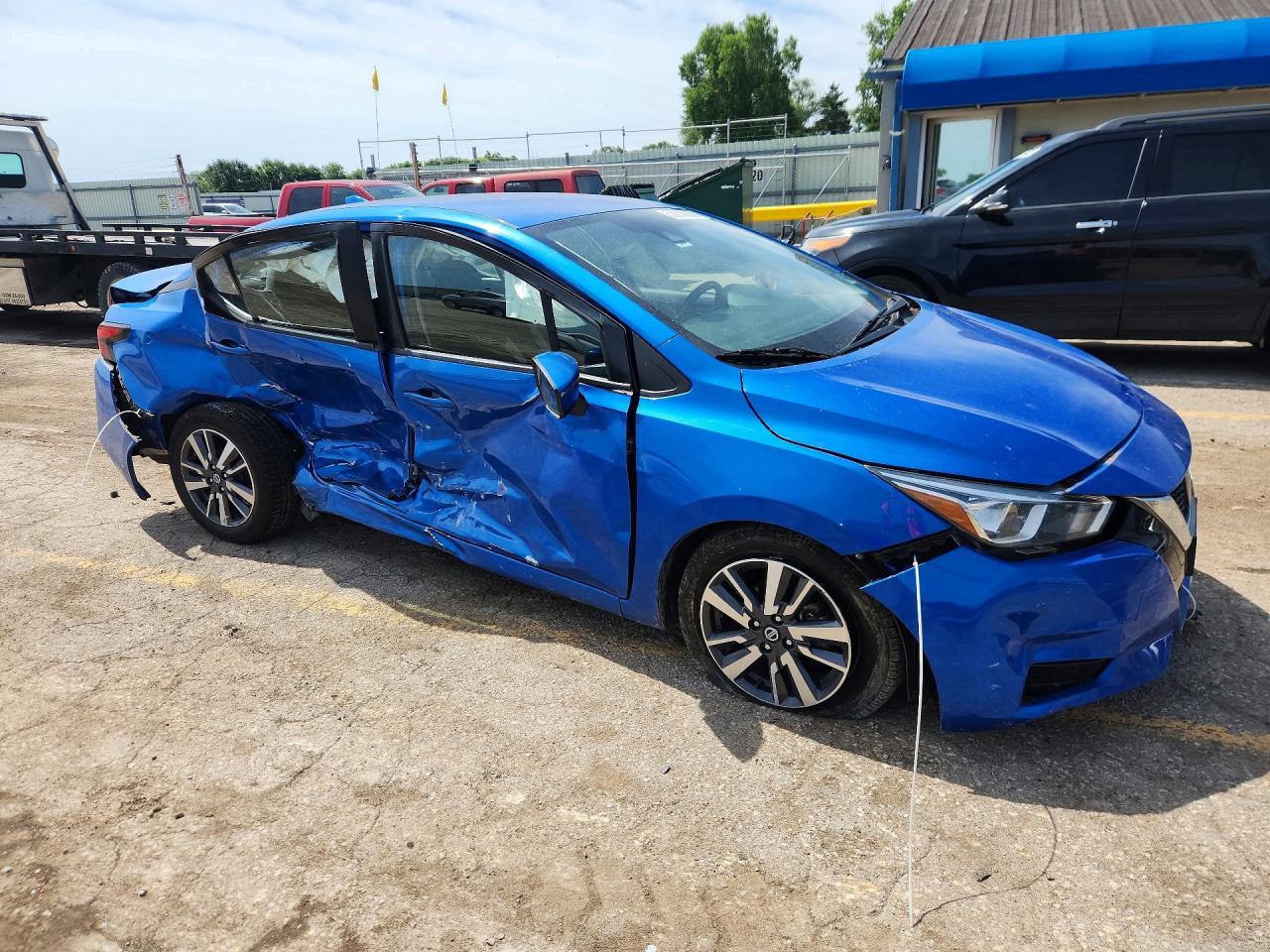 2020 Nissan Versa Sv - Фото 4