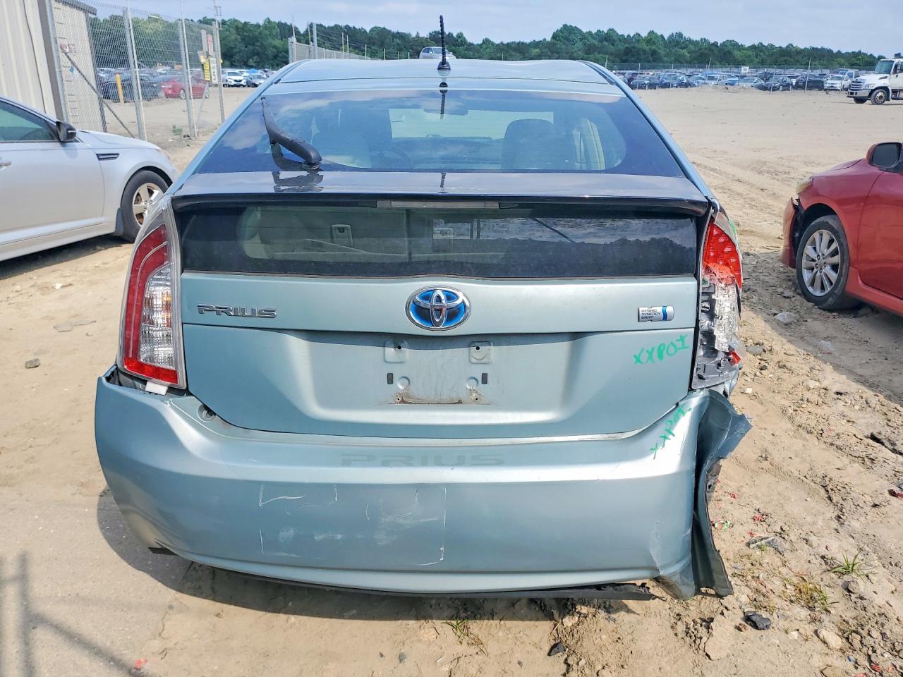 2012 Toyota Prius Two - Фото 6
