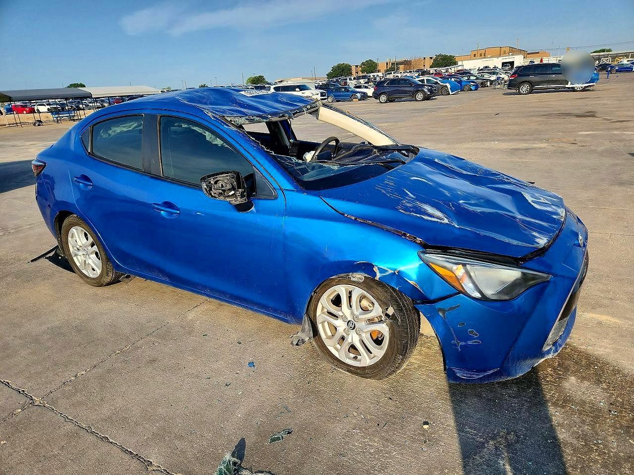 2017 Toyota Yaris Ia Base - Фото 4