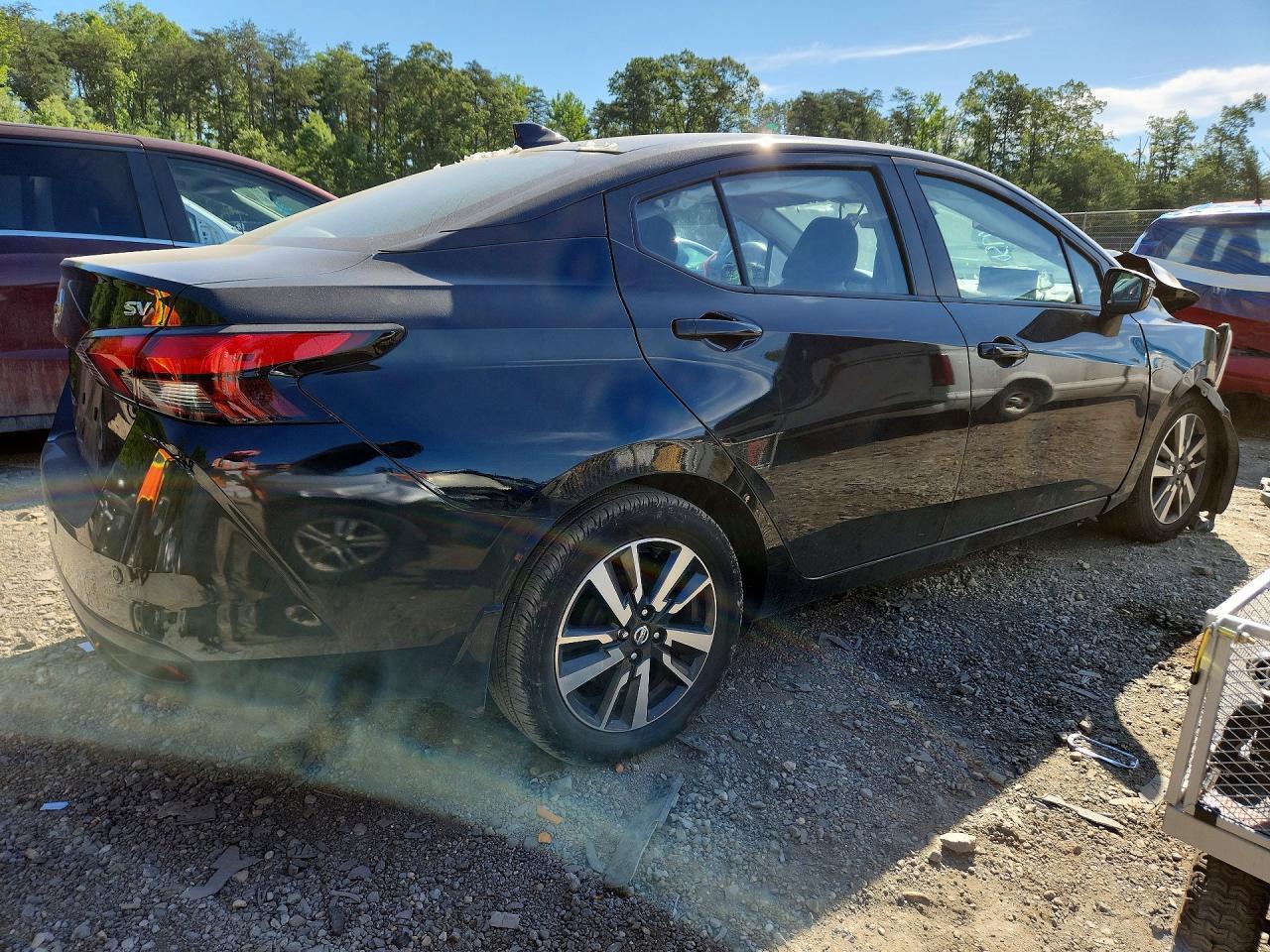 2020 Nissan Versa Sv - Фото 3