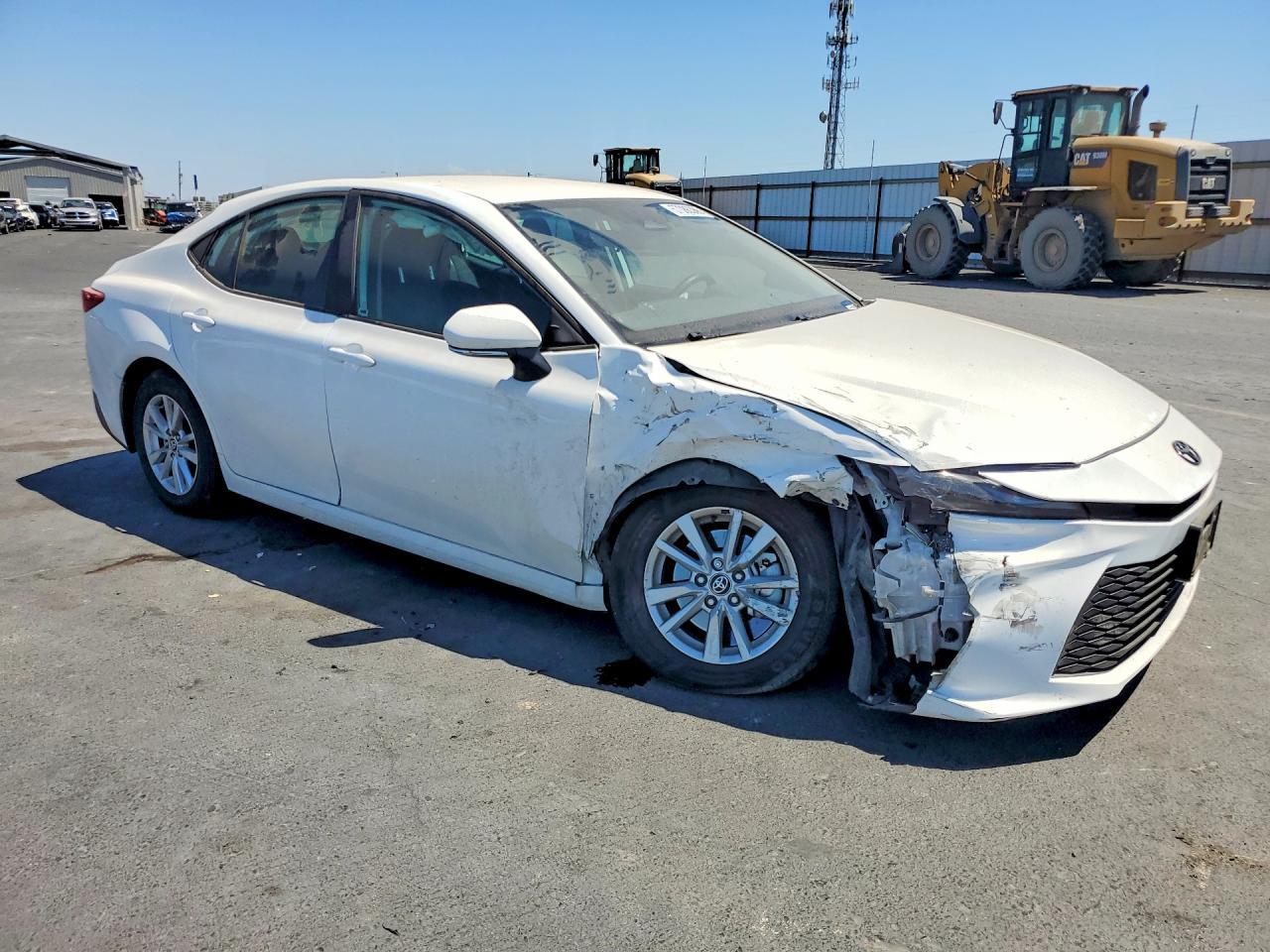 2025 Toyota Camry Le - Image 4