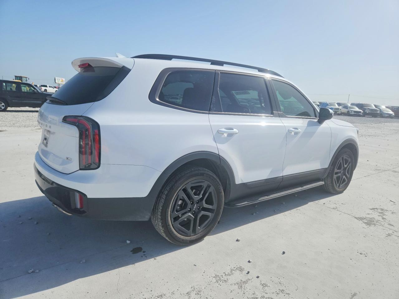 2024 Kia Telluride Sx X-Line - Фото 3