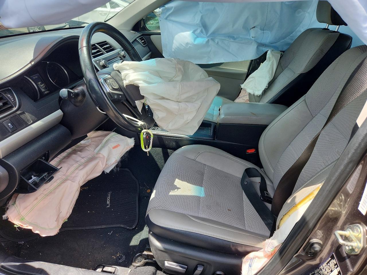 2016 Toyota Camry Se - Image 7