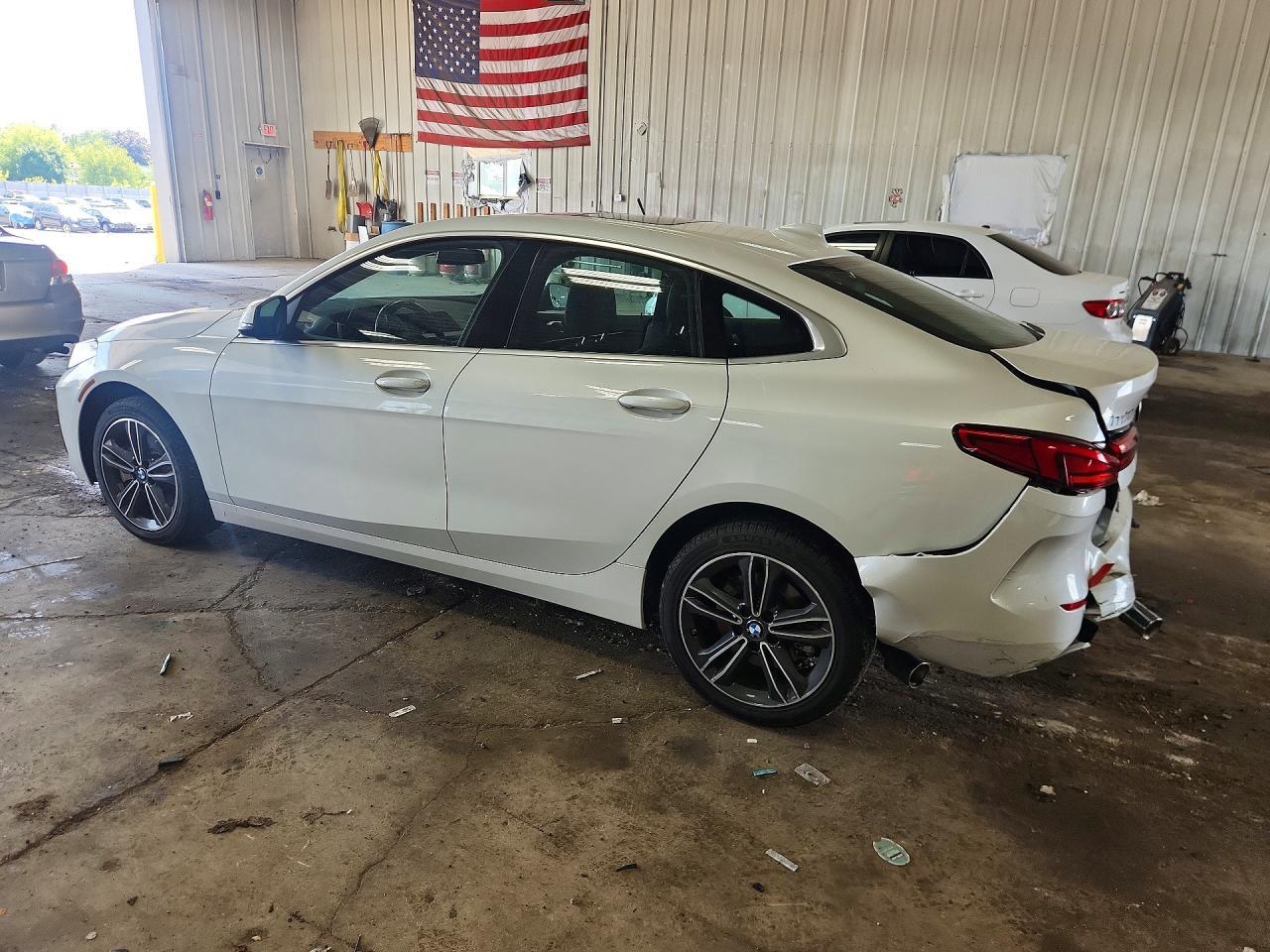 2024 BMW 228I - Фото 2