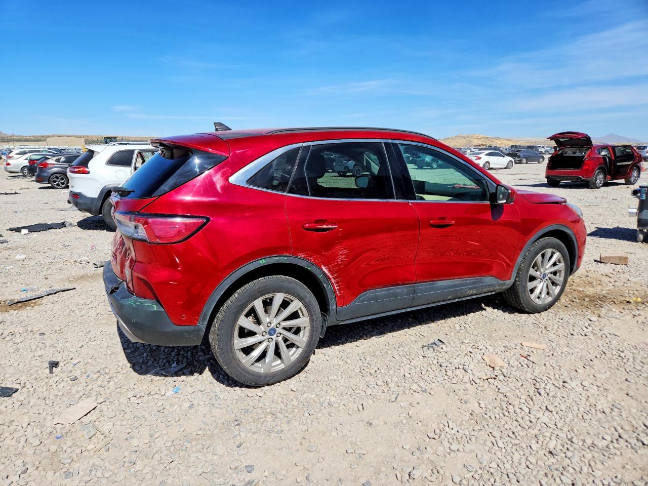 2022 Ford Escape Titanium - Фото 3