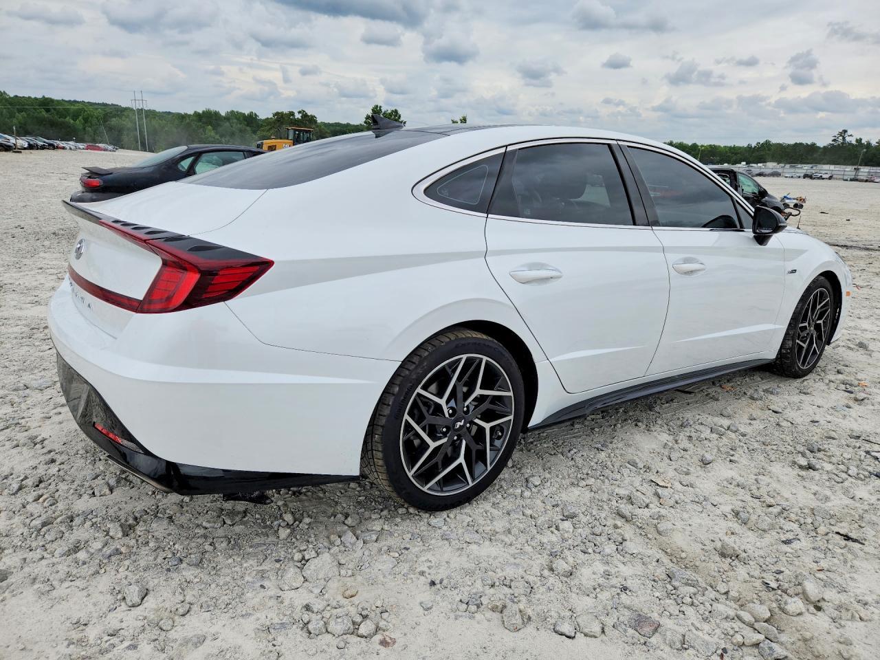 2022 Hyundai Sonata N Line - Image 3