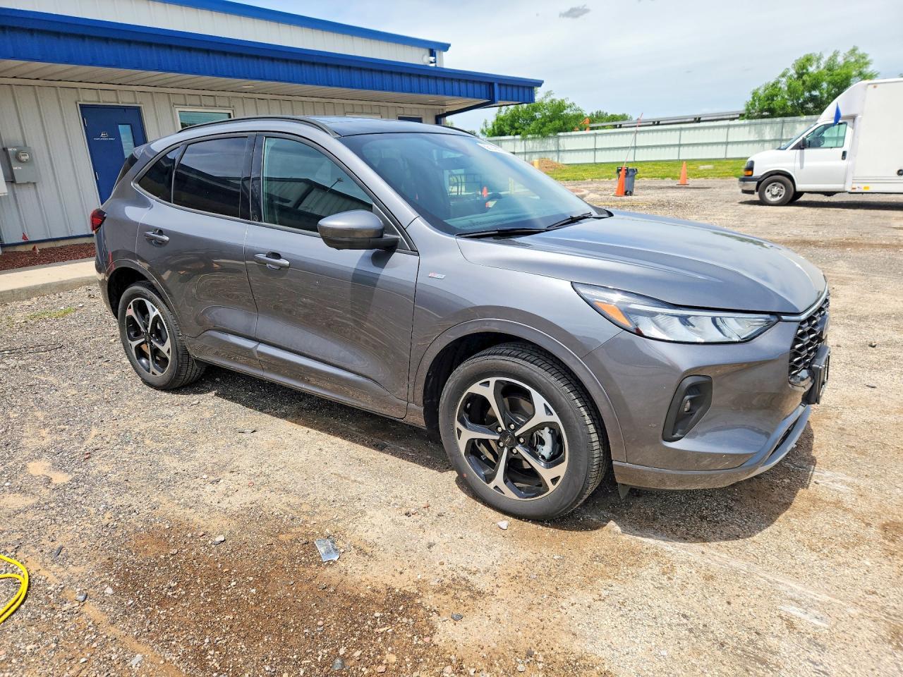 2024 Ford Escape St Line Select - Image 4