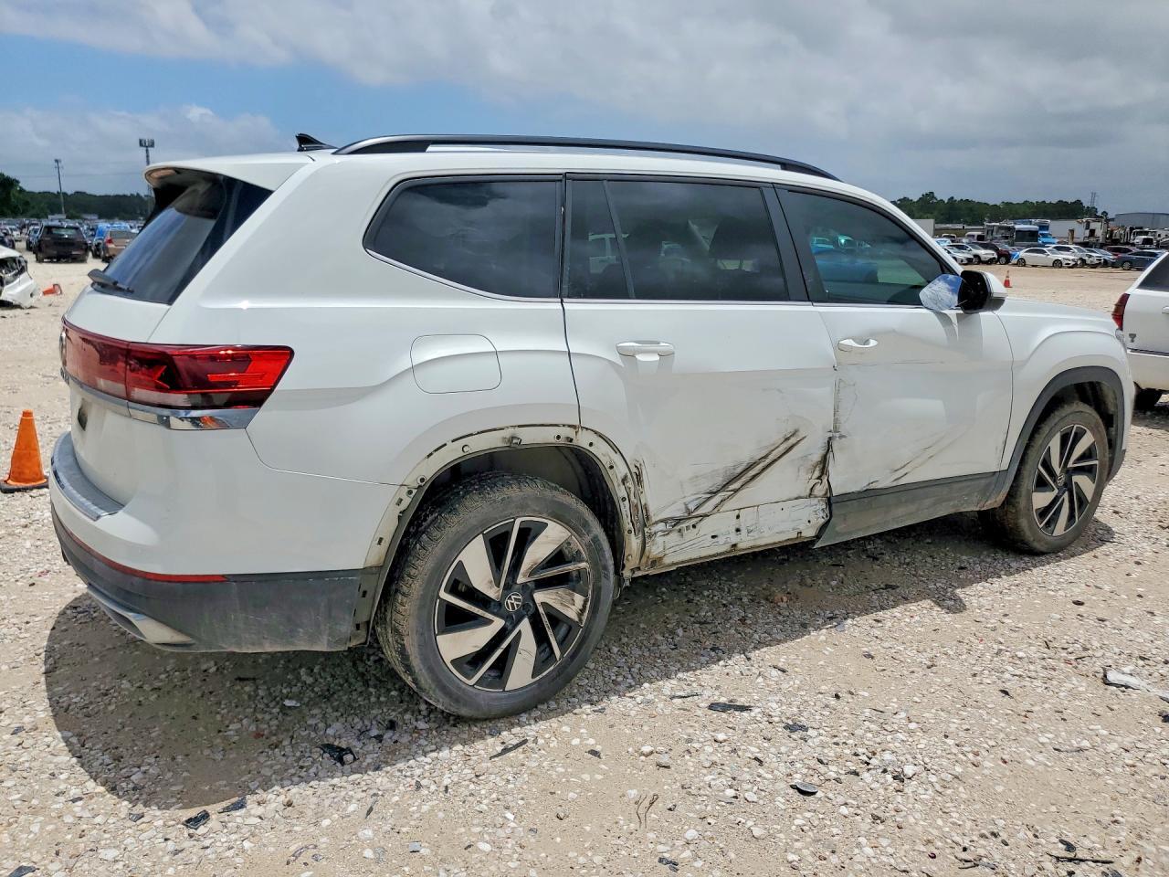 2024 Volkswagen Atlas Se - Фото 3