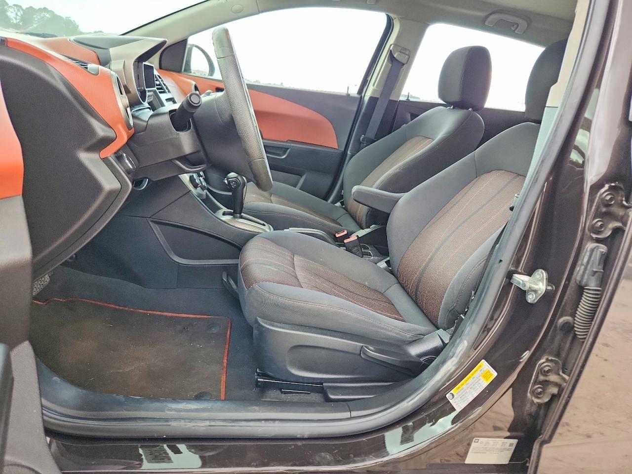 2016 Chevrolet Sonic Lt - Image 7