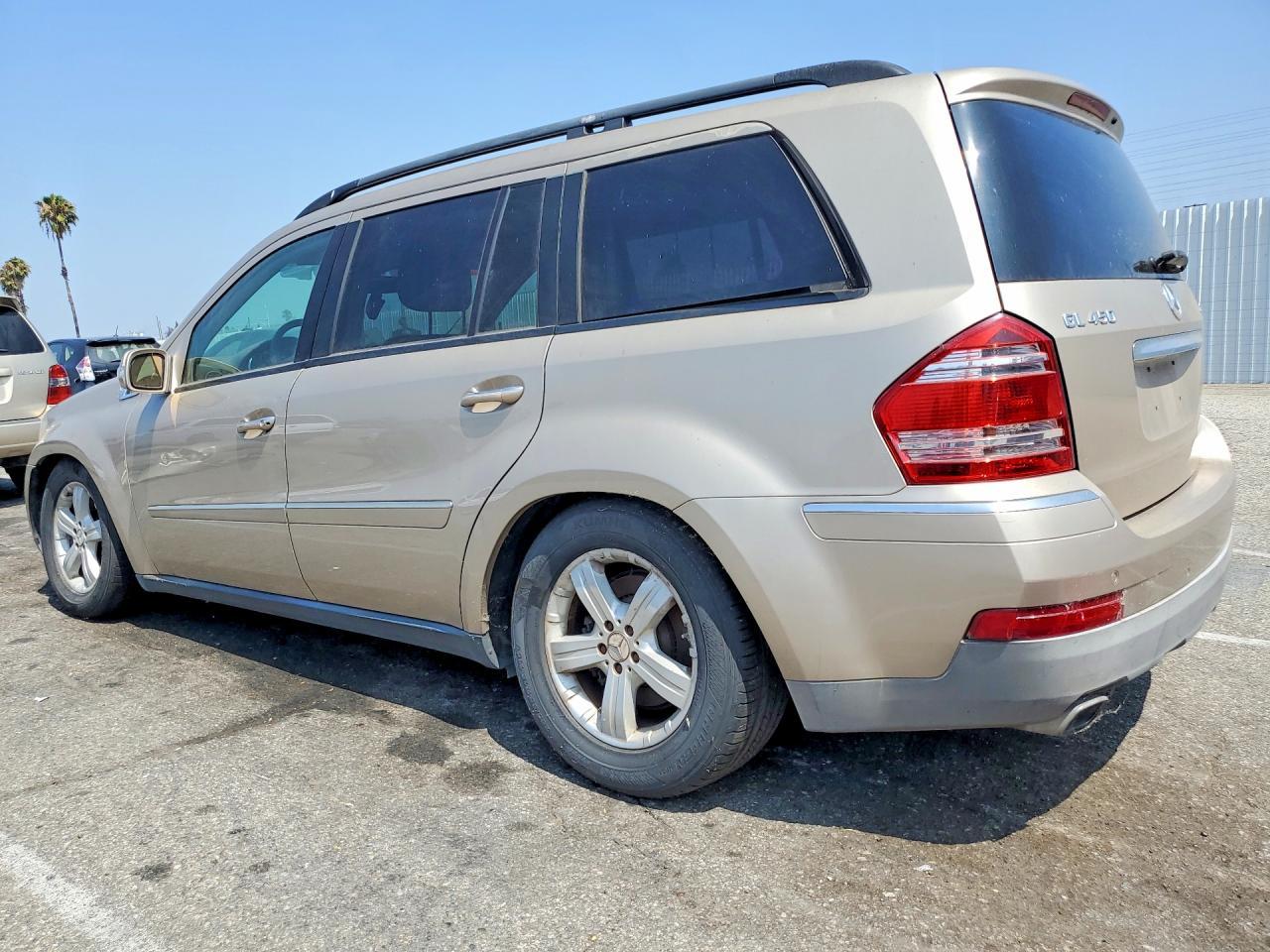 2007 Mercedes-Benz Gl 450 4Matic - Image 2