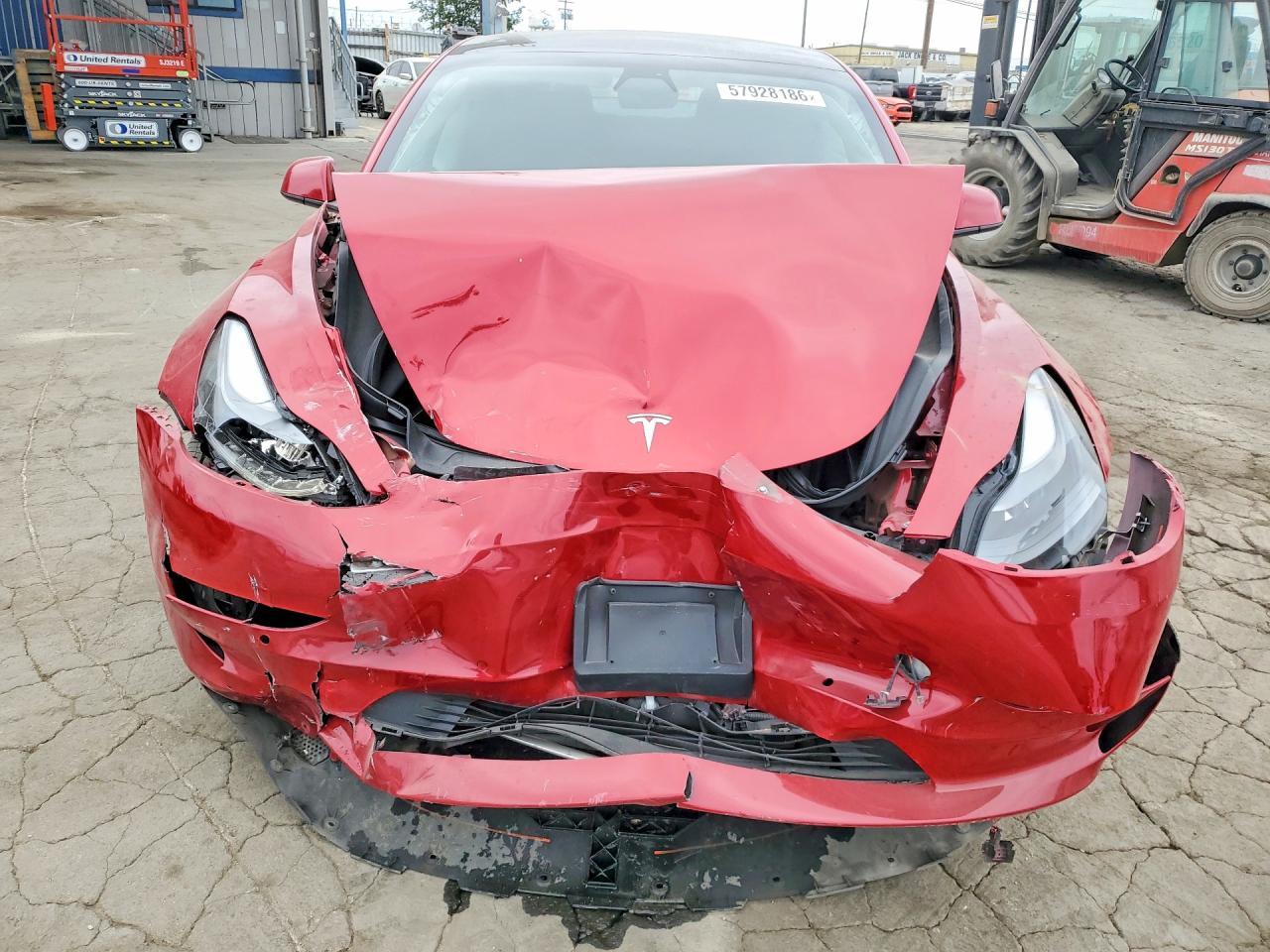 2021 Tesla Model 3 - Фото 5