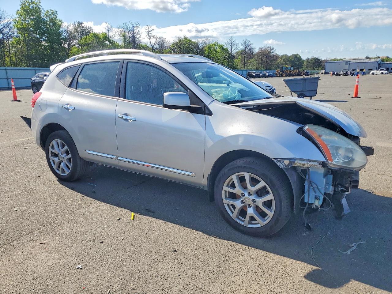 2013 Nissan Rogue S - Фото 4