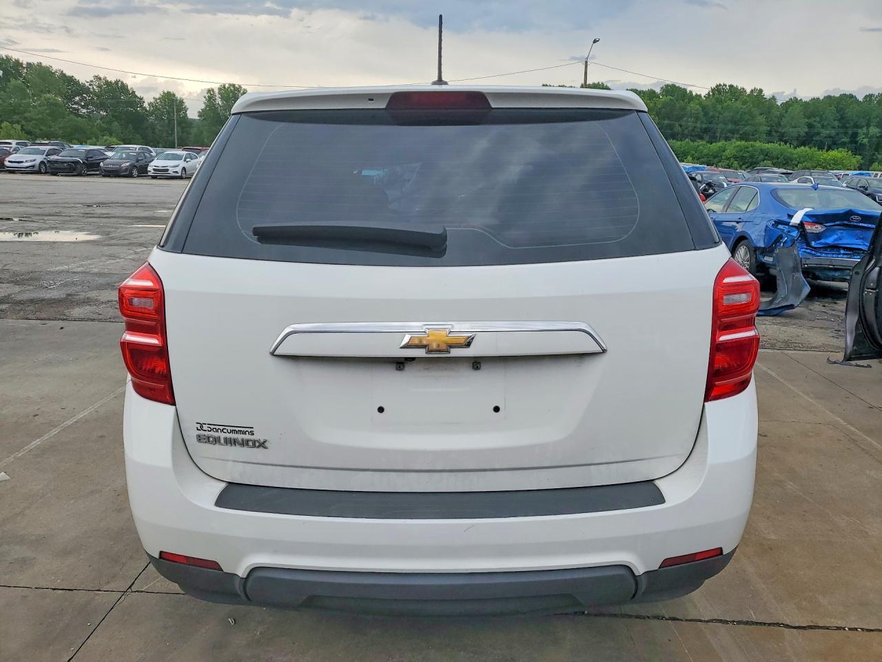 2017 Chevrolet Equinox Ls - Фото 6