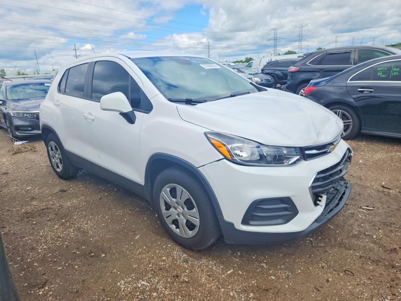 2019 Chevrolet Trax Ls - Image 4