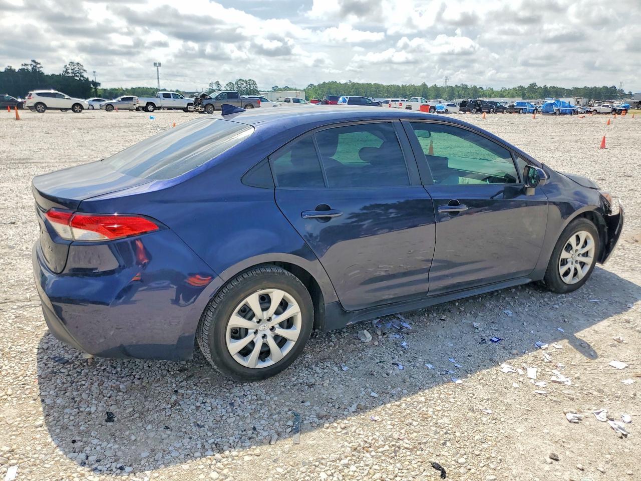 2024 Toyota Corolla Le - Фото 3