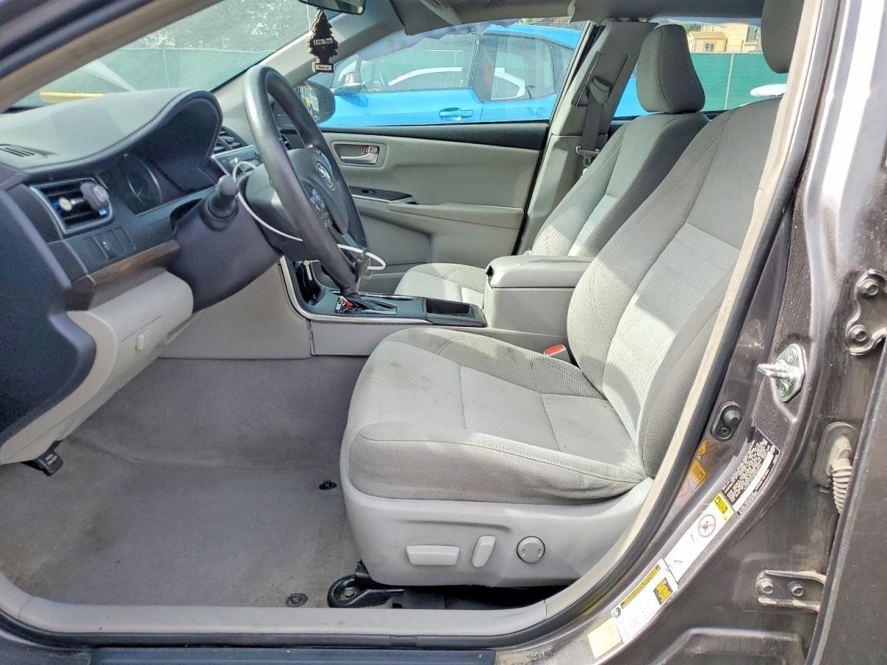 2016 Toyota Camry Le - Image 7