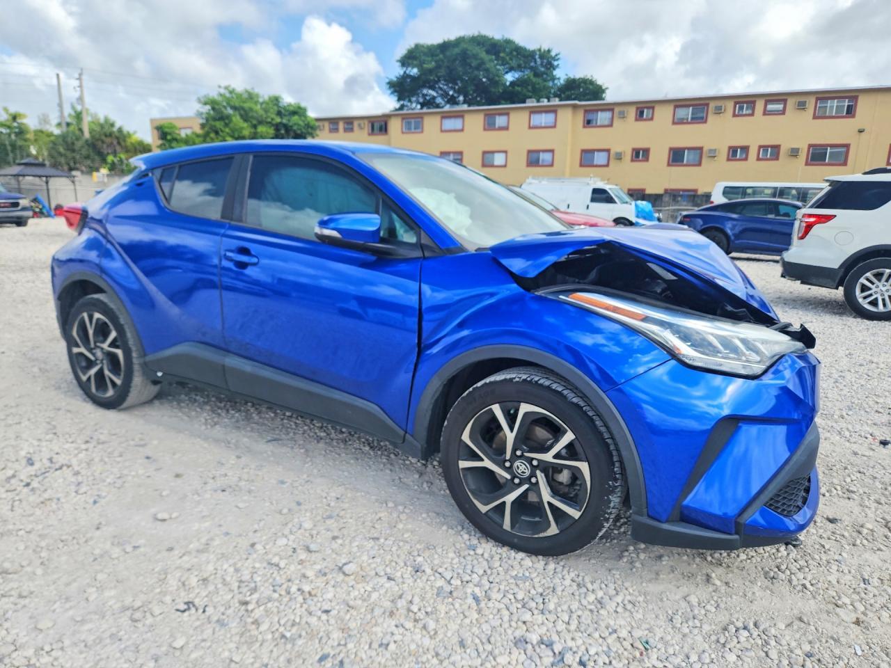 2021 Toyota C-Hr Xle - Фото 4