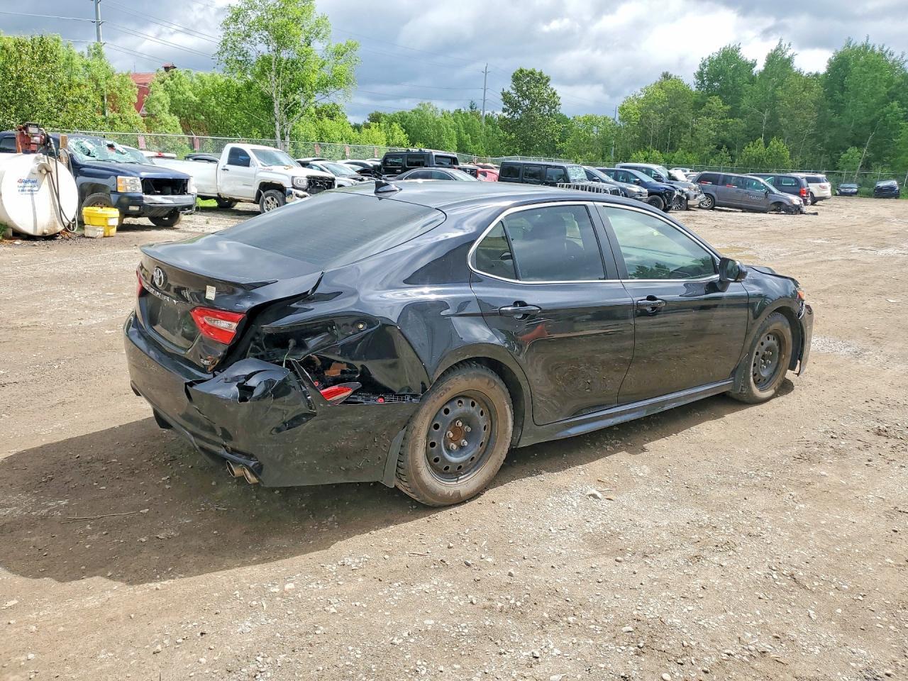 2019 Toyota Camry - Image 3