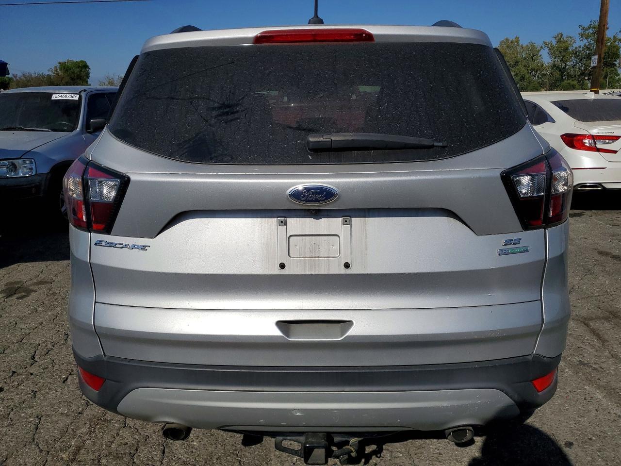 2018 Ford Escape Se - Фото 6