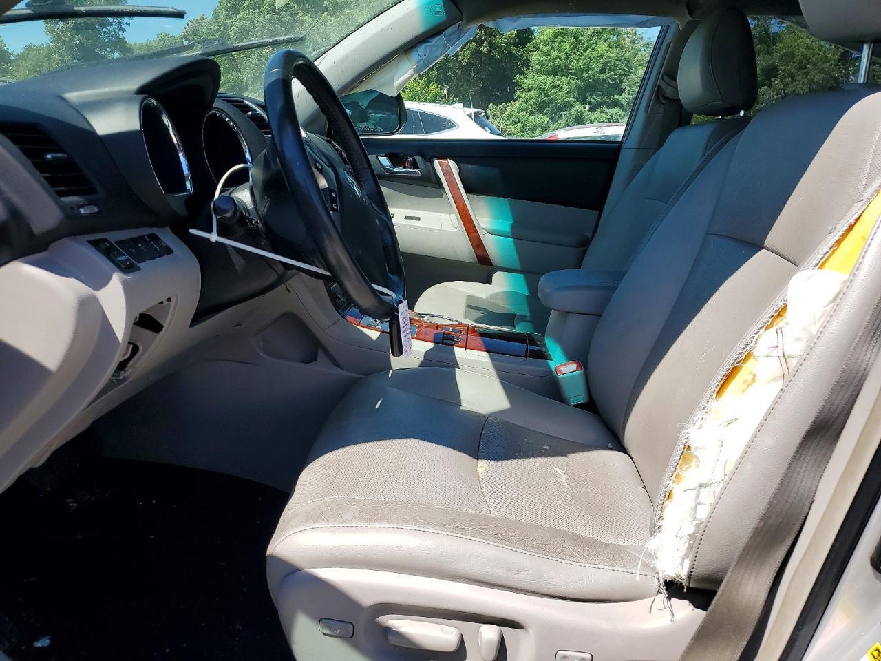 2011 Toyota Highlander Limited - Фото 7
